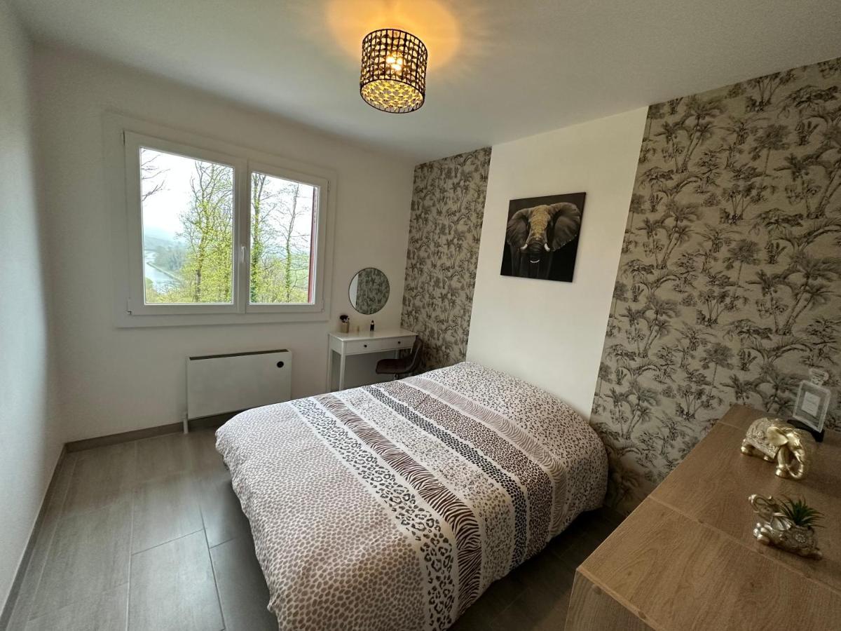 Agreable Maison Avec Jardin A Joinville Luaran gambar