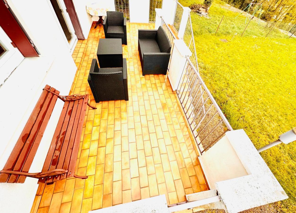 Agreable Maison Avec Jardin A Joinville Luaran gambar